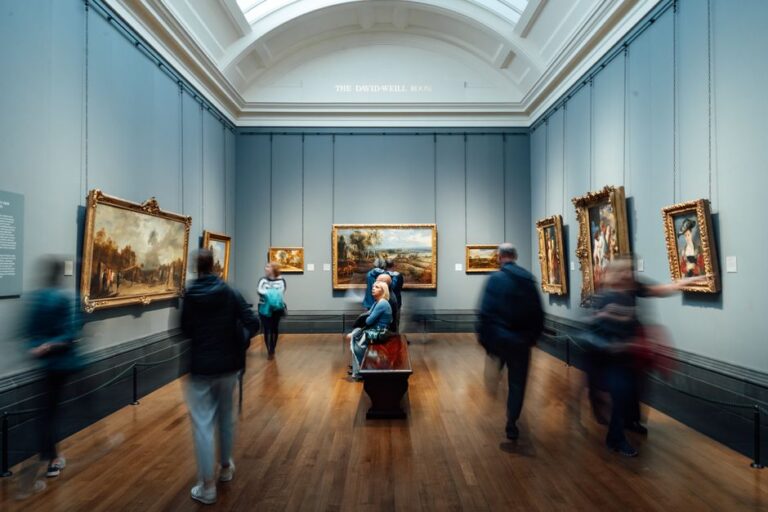 Como entender os sinais ocultos em obras de arte clássicas