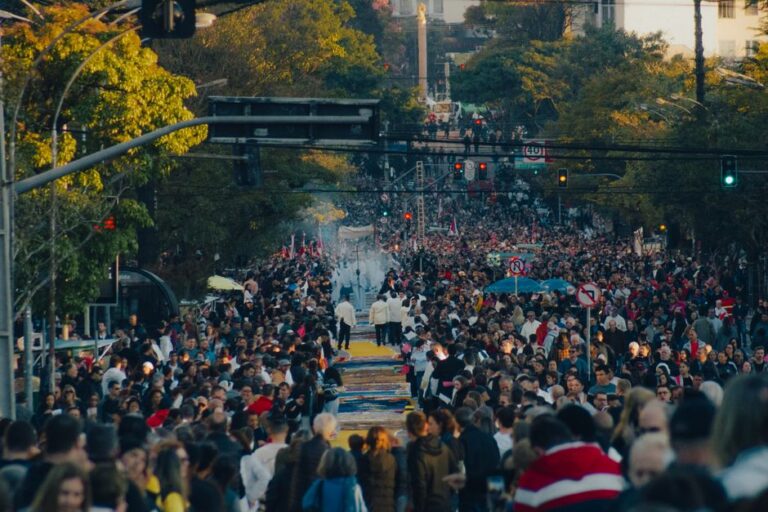 Os 10 eventos históricos que moldaram a cultura moderna e por que você deve conhecê-los